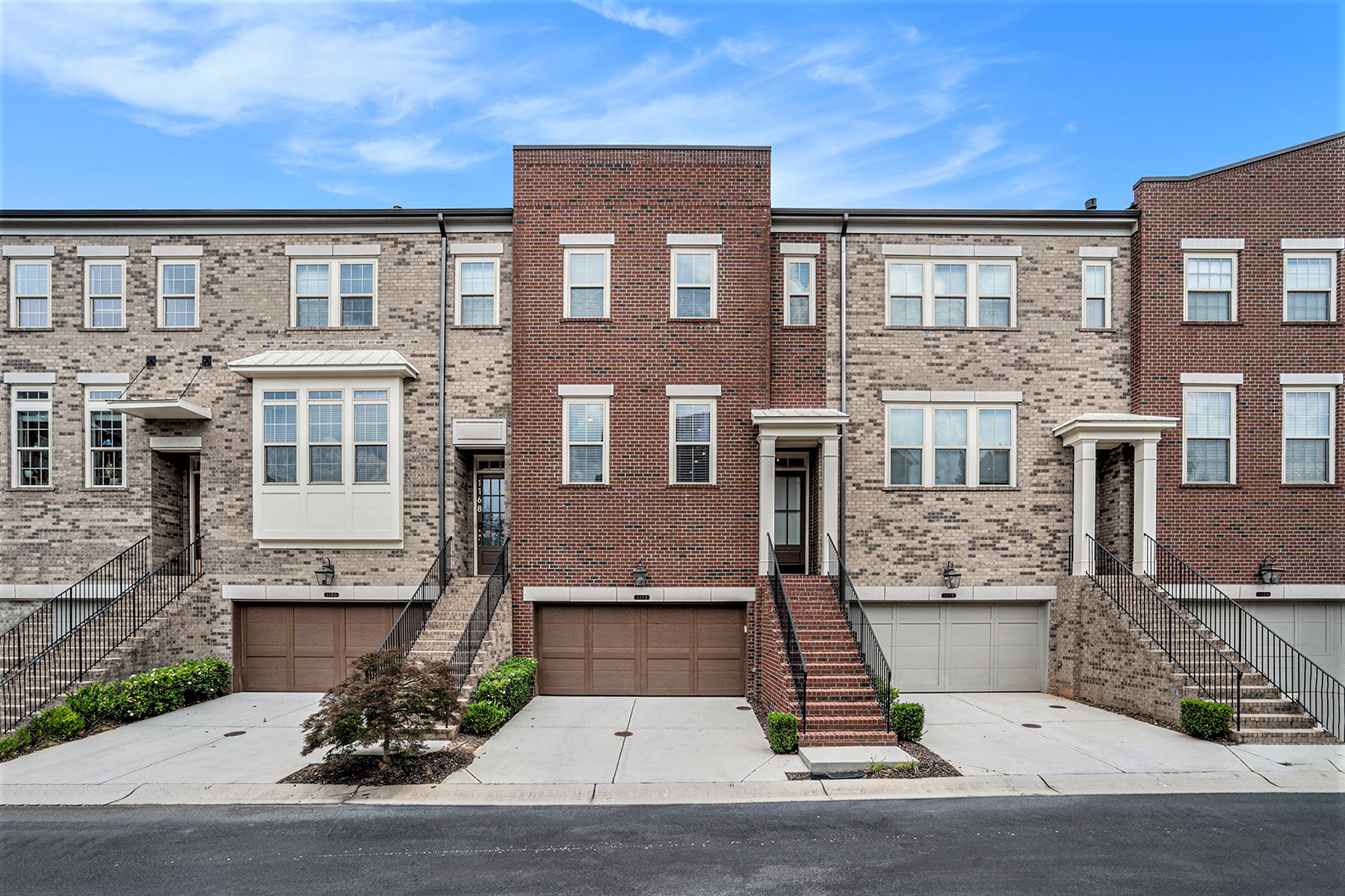 Exquisite Executive Townhome with Four Levels in Dunwoody