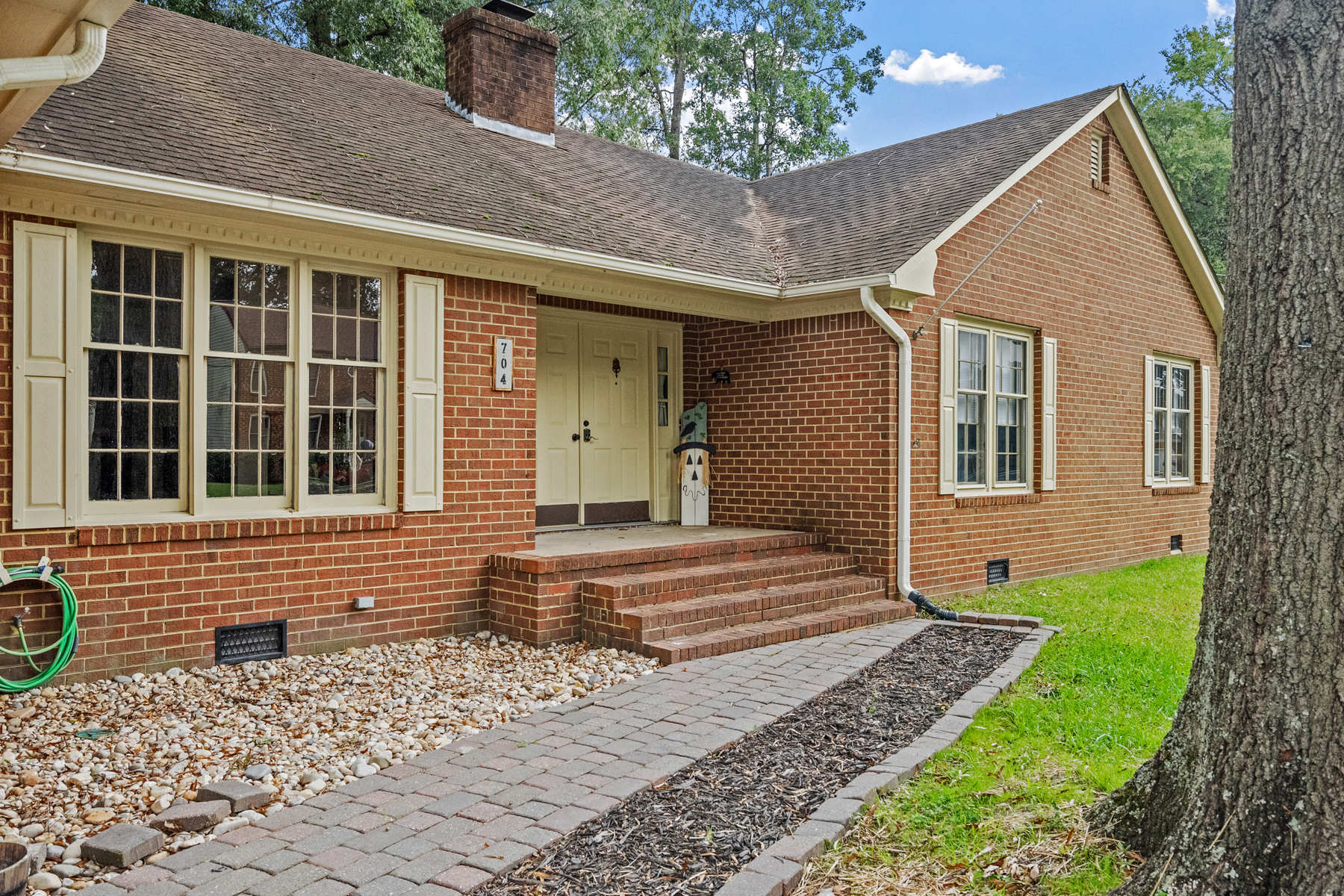 704 Baywood Trail, Chesapeake, VA 23323