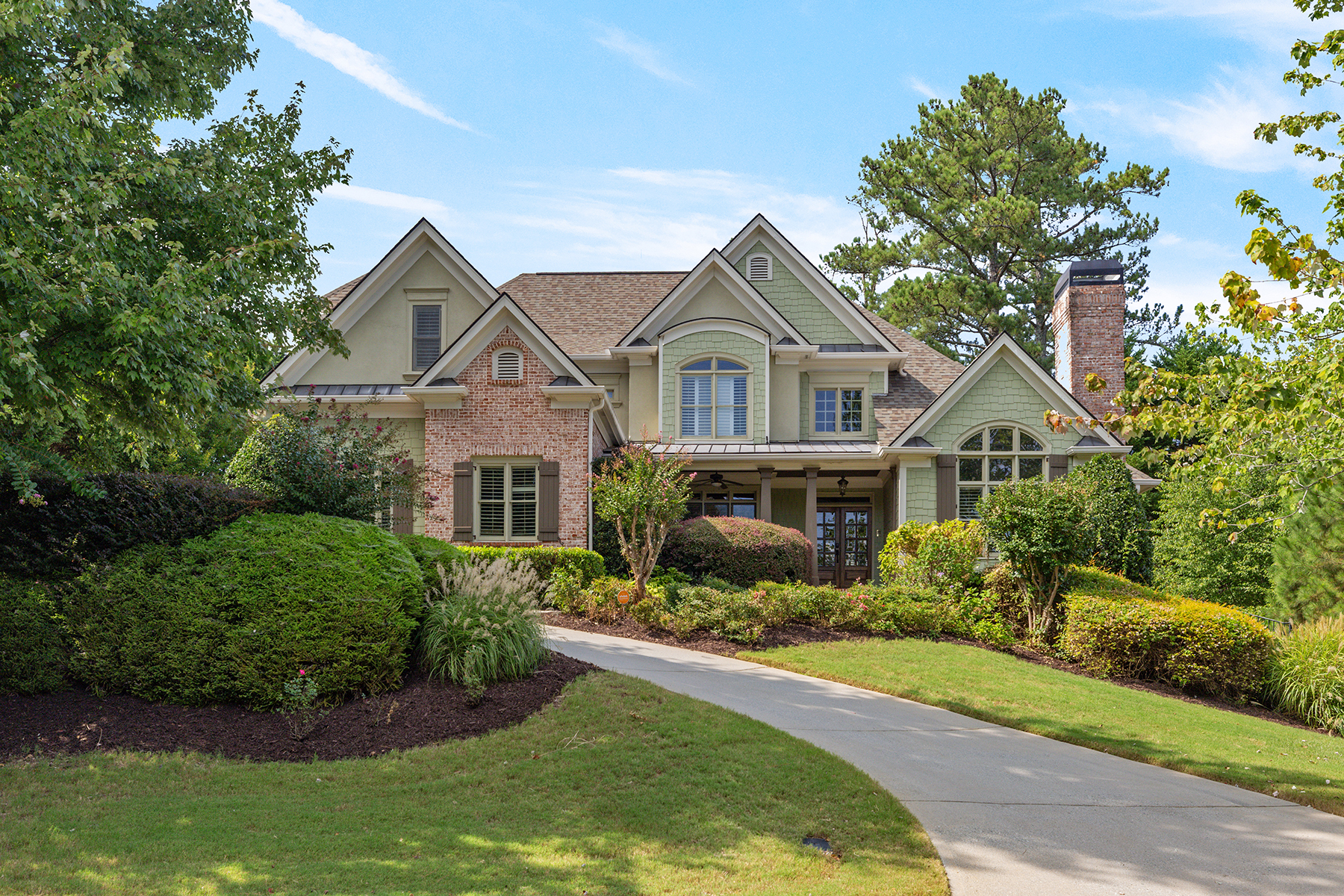 Stunning Estate Home in sought after Creekstone Estates