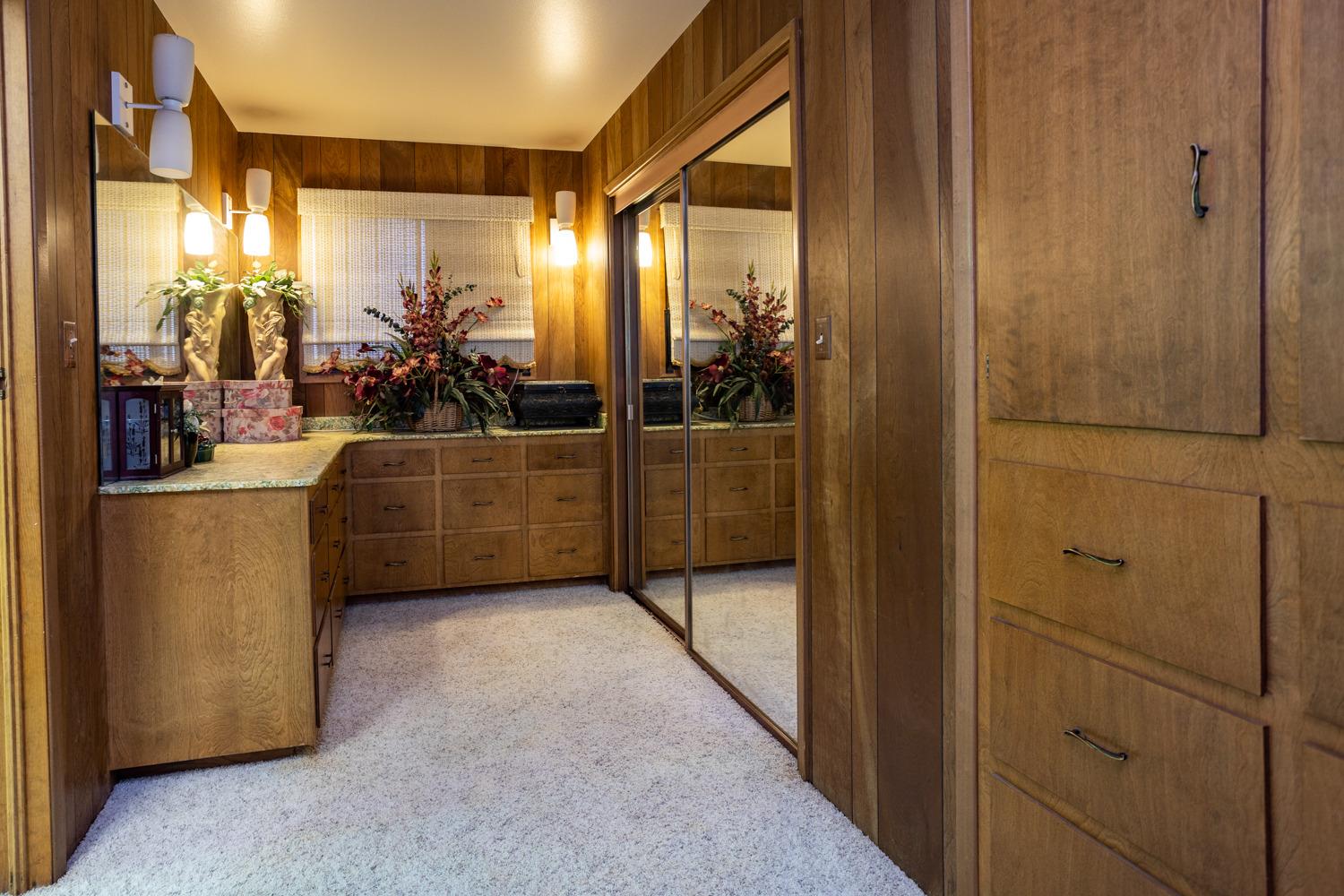 Century 21 Oakdale, CA