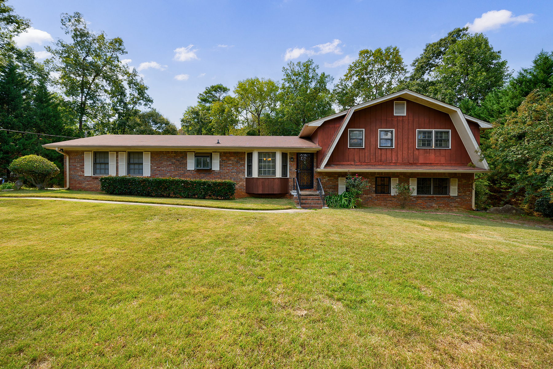 Move-in Ready Residence Nestled on Picturesque 1.2+/- Acre Corner Lot