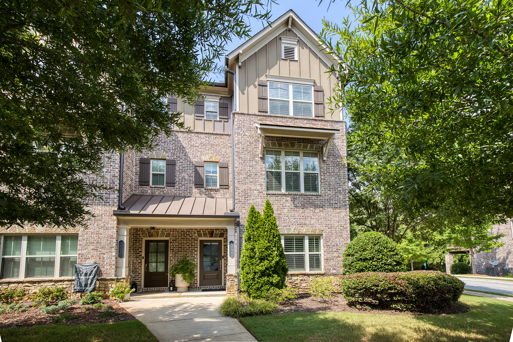 Luxury and Convenience in the Heart of Smyrna