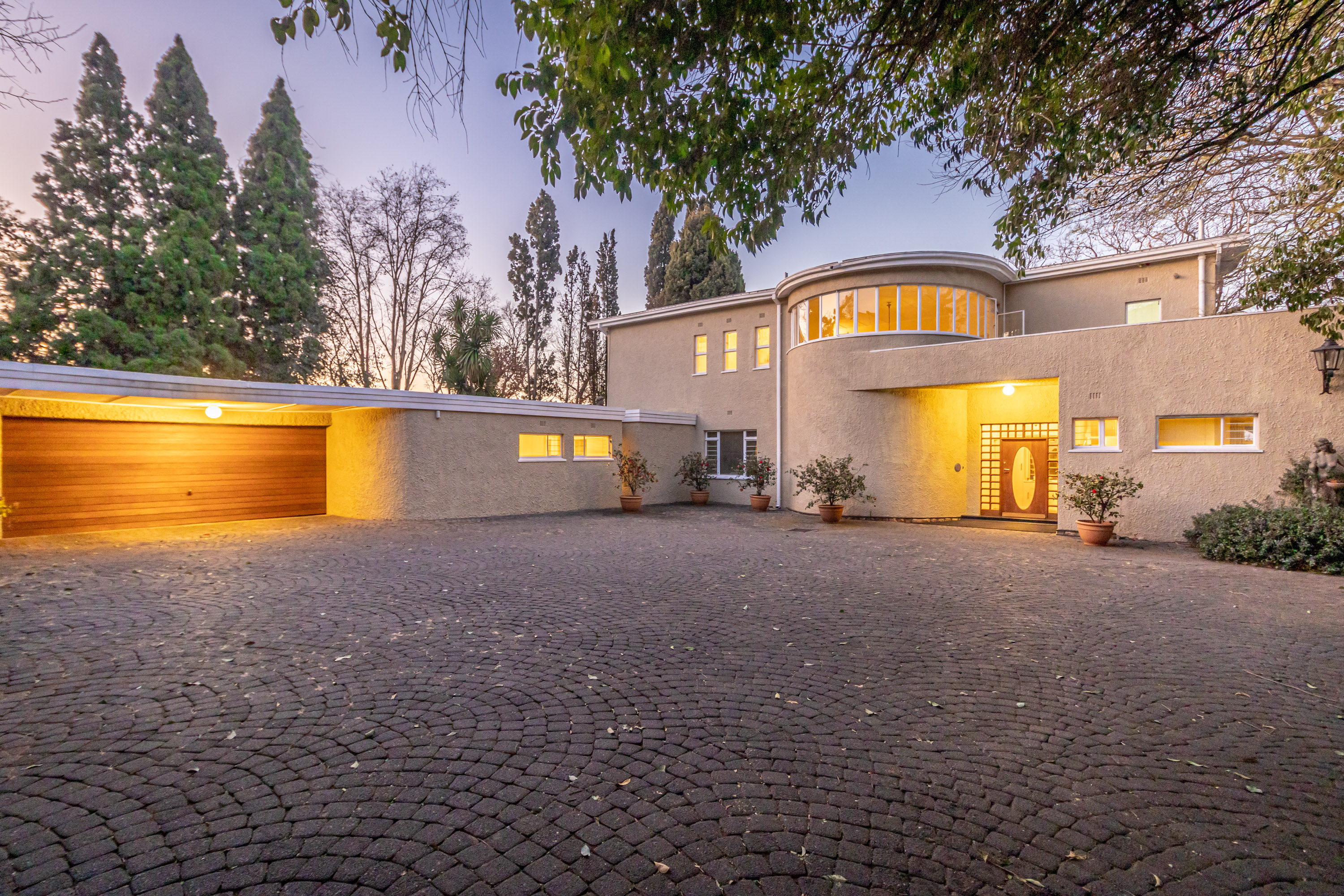 Iconic Architectural Masterpiece with Panoramic 270-Degree Views