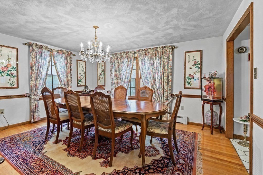 74 Lovejoy Rd, Andover, MA 01810