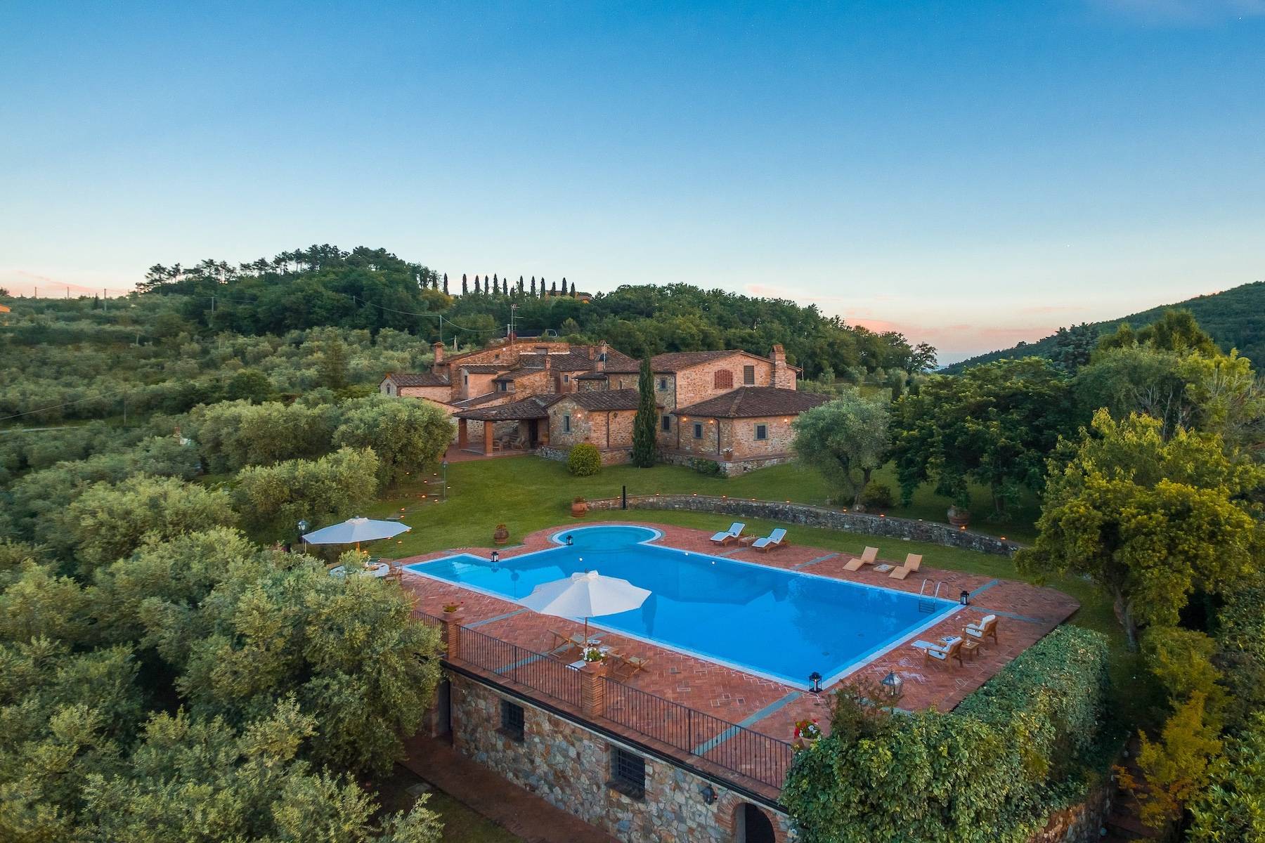Exclusive Villas on the Tuscan hills