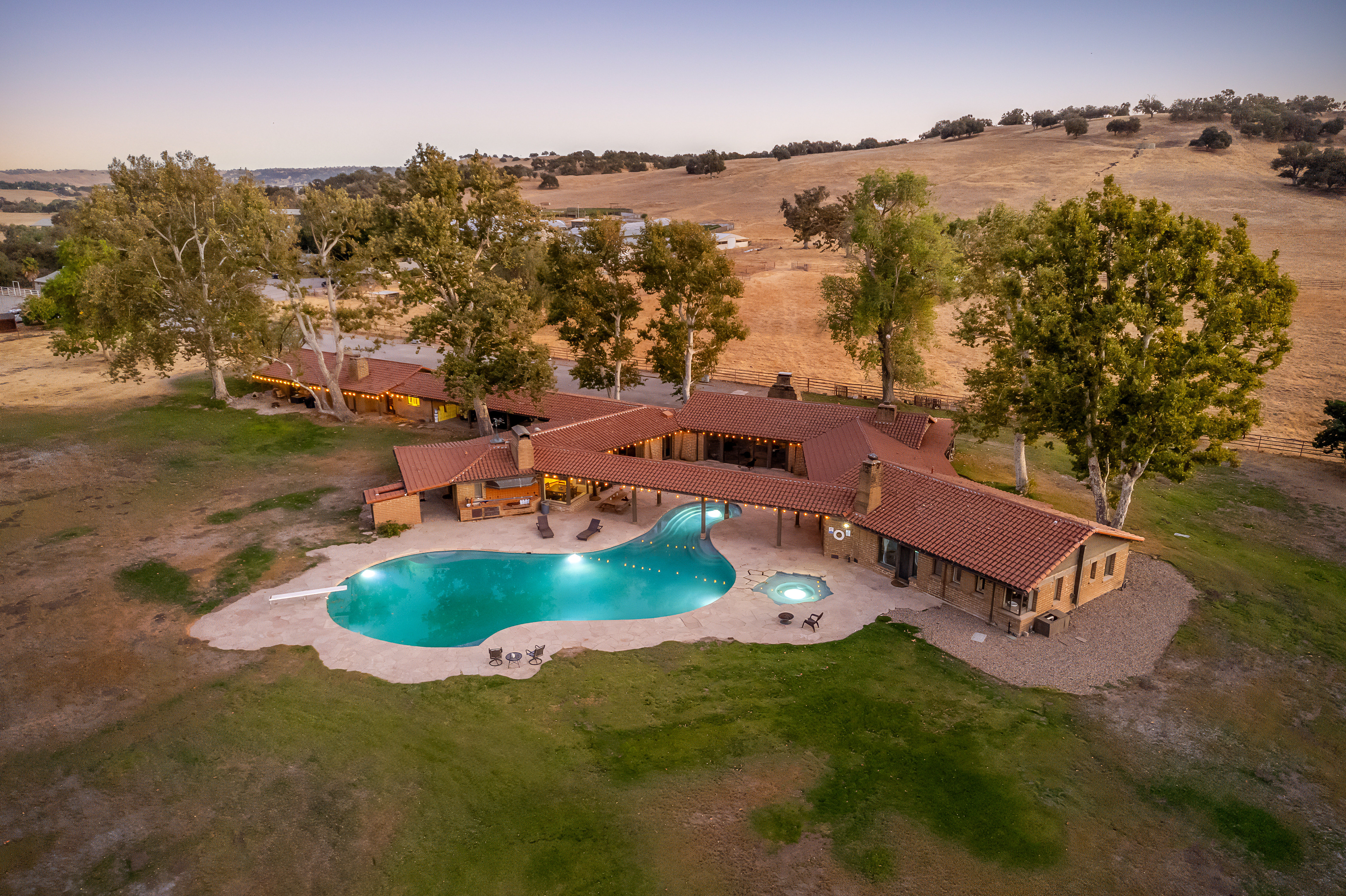 5165 Estrella Road, Paso Robles, CA 93446