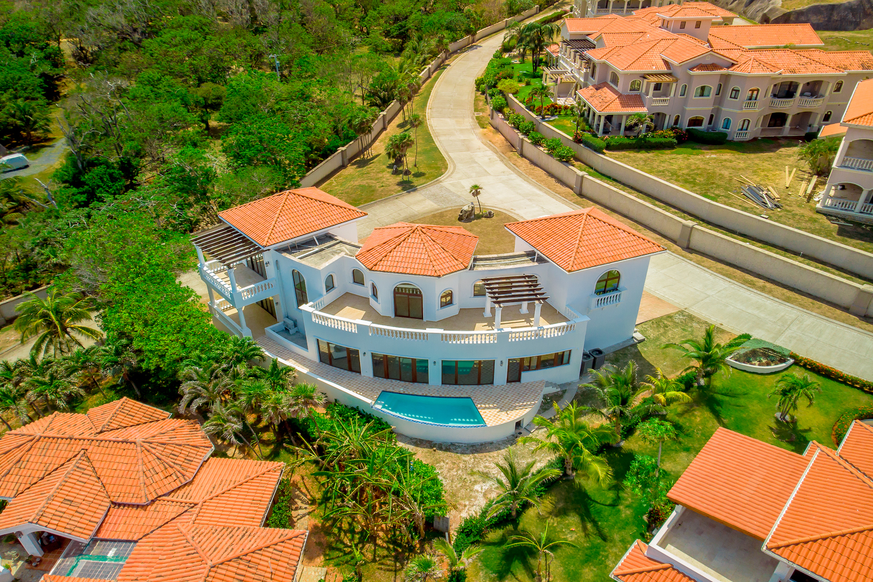 Keyhole Bay House on Lot#16, Roatan