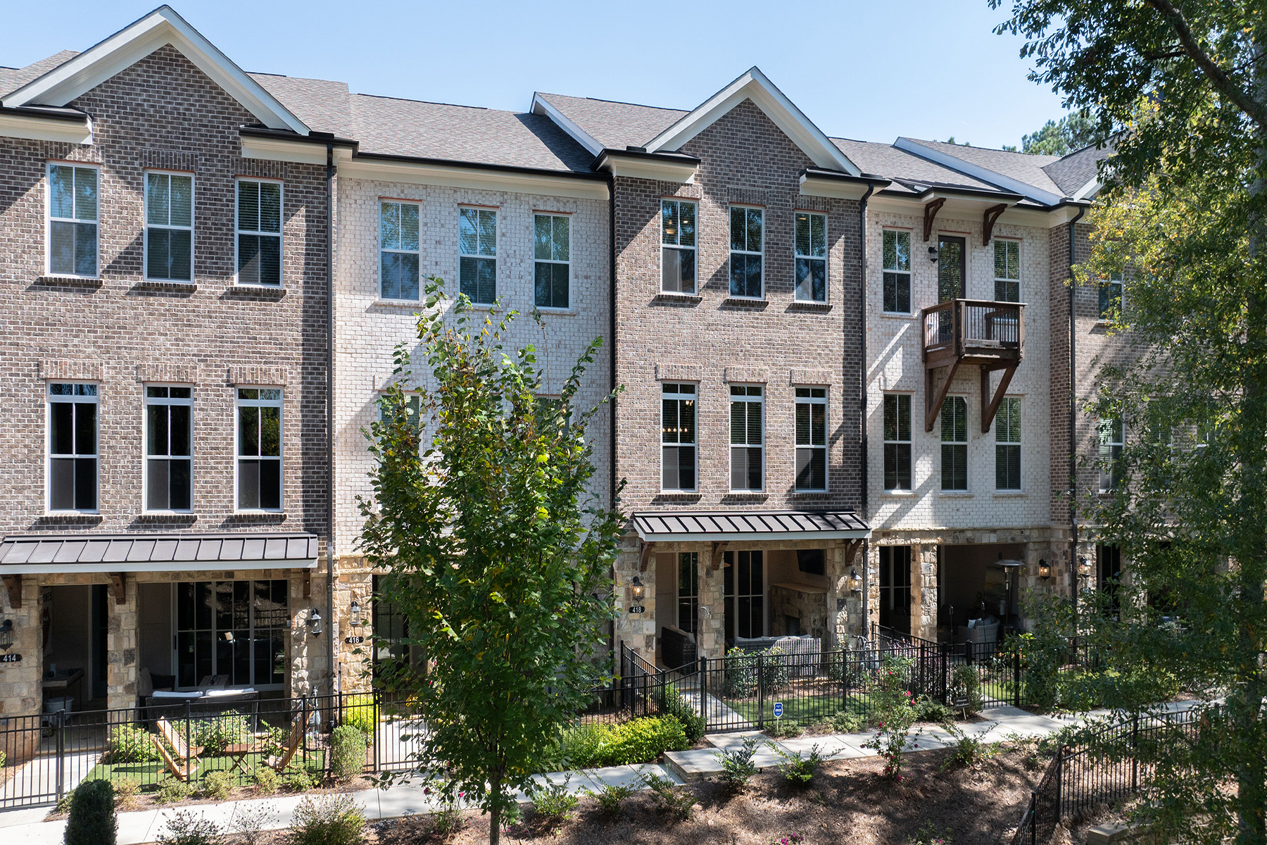 Luxurious Townhome in the Prestigious Atley Community of Downtown Alpharetta