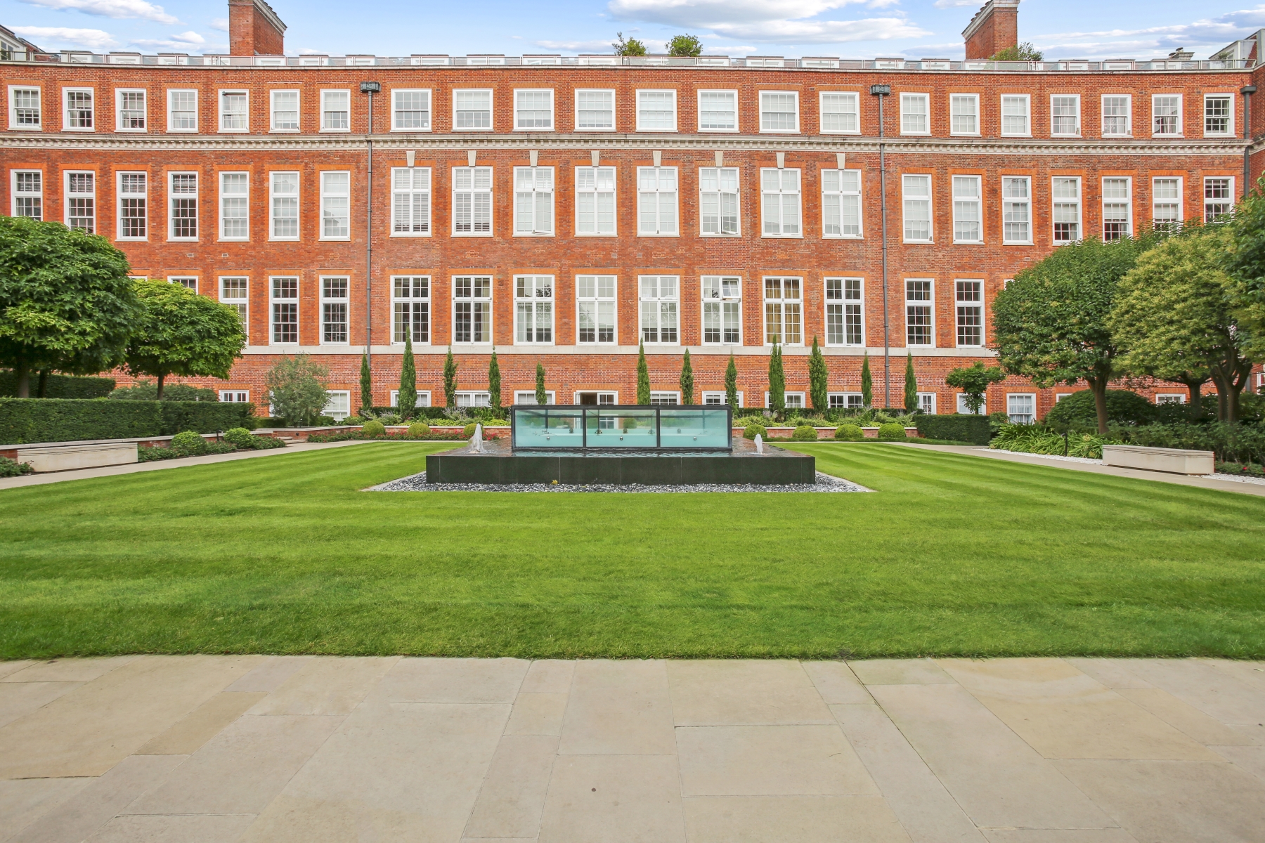 Academy Gardens (4th/5th Floor), Duchess Of Bedfords Walk, London