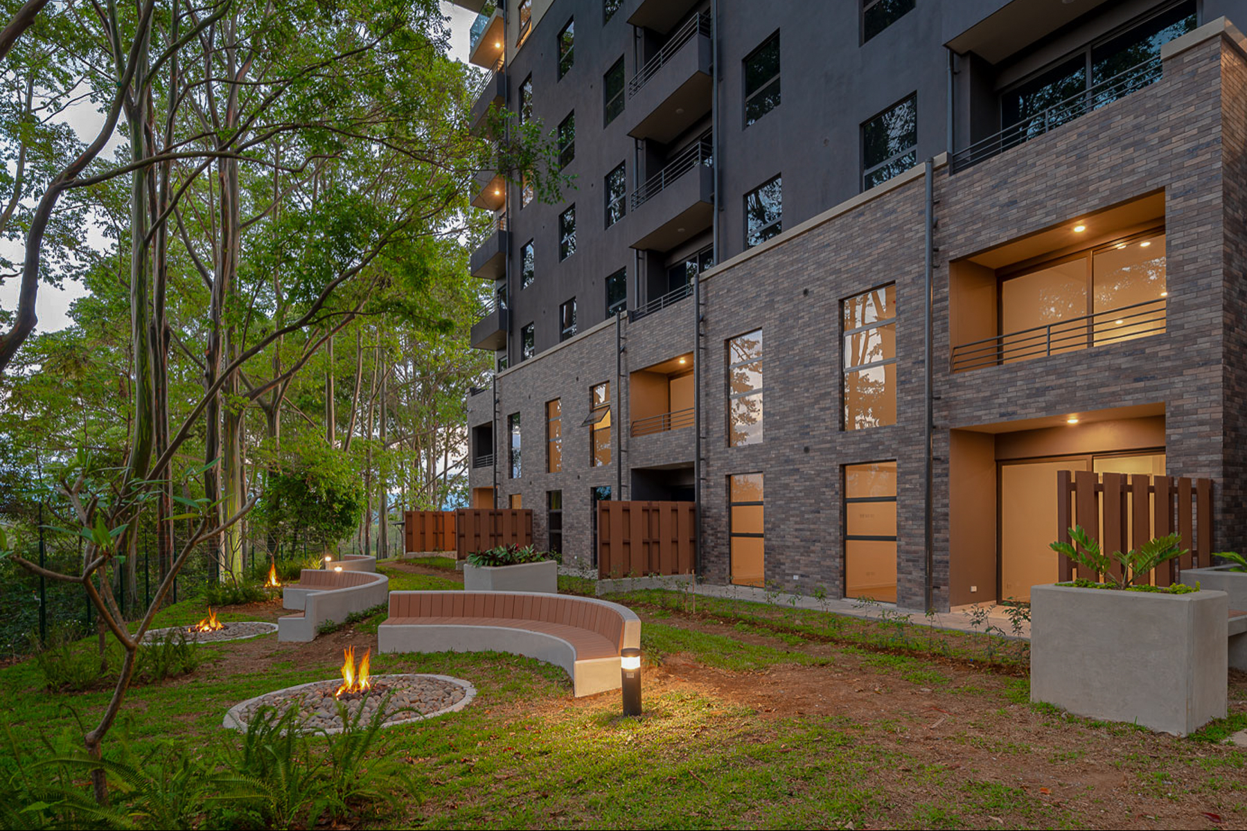 Cozy Apartment East of the City