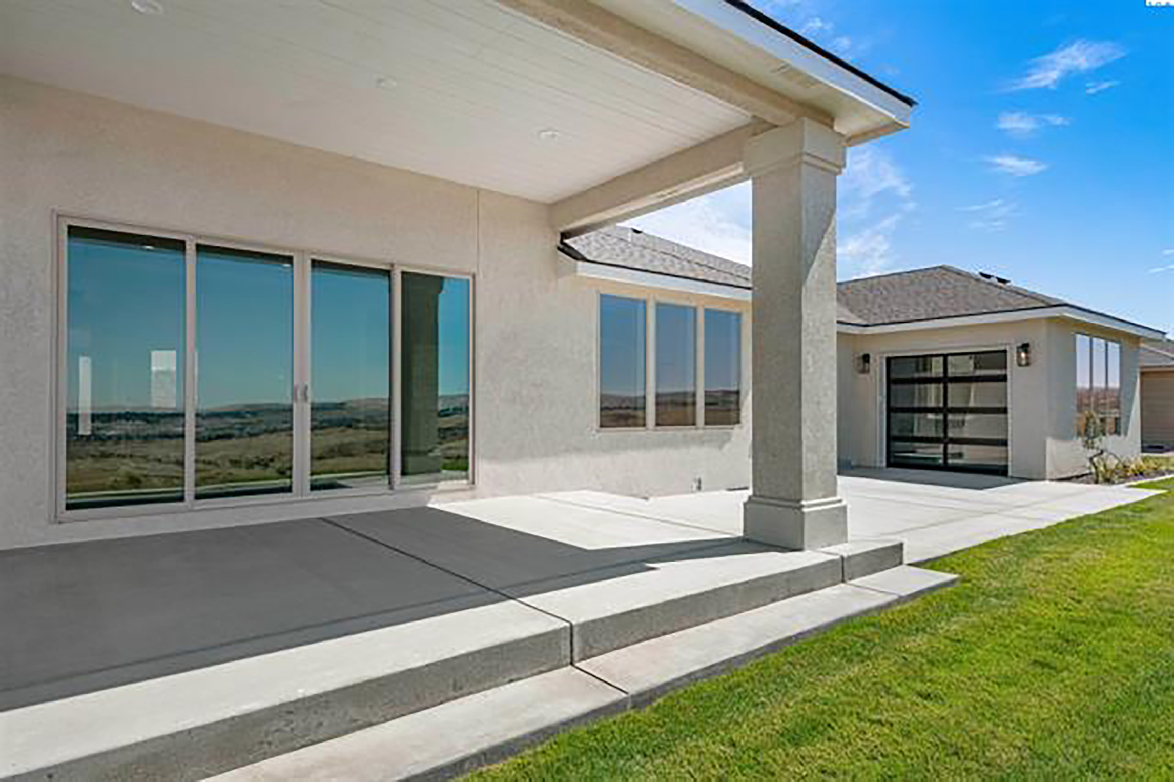 6+ car garage with doors on front and back