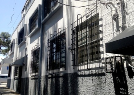 Ample Commercial Building with Excellent Location for Sale in Paseo Colon