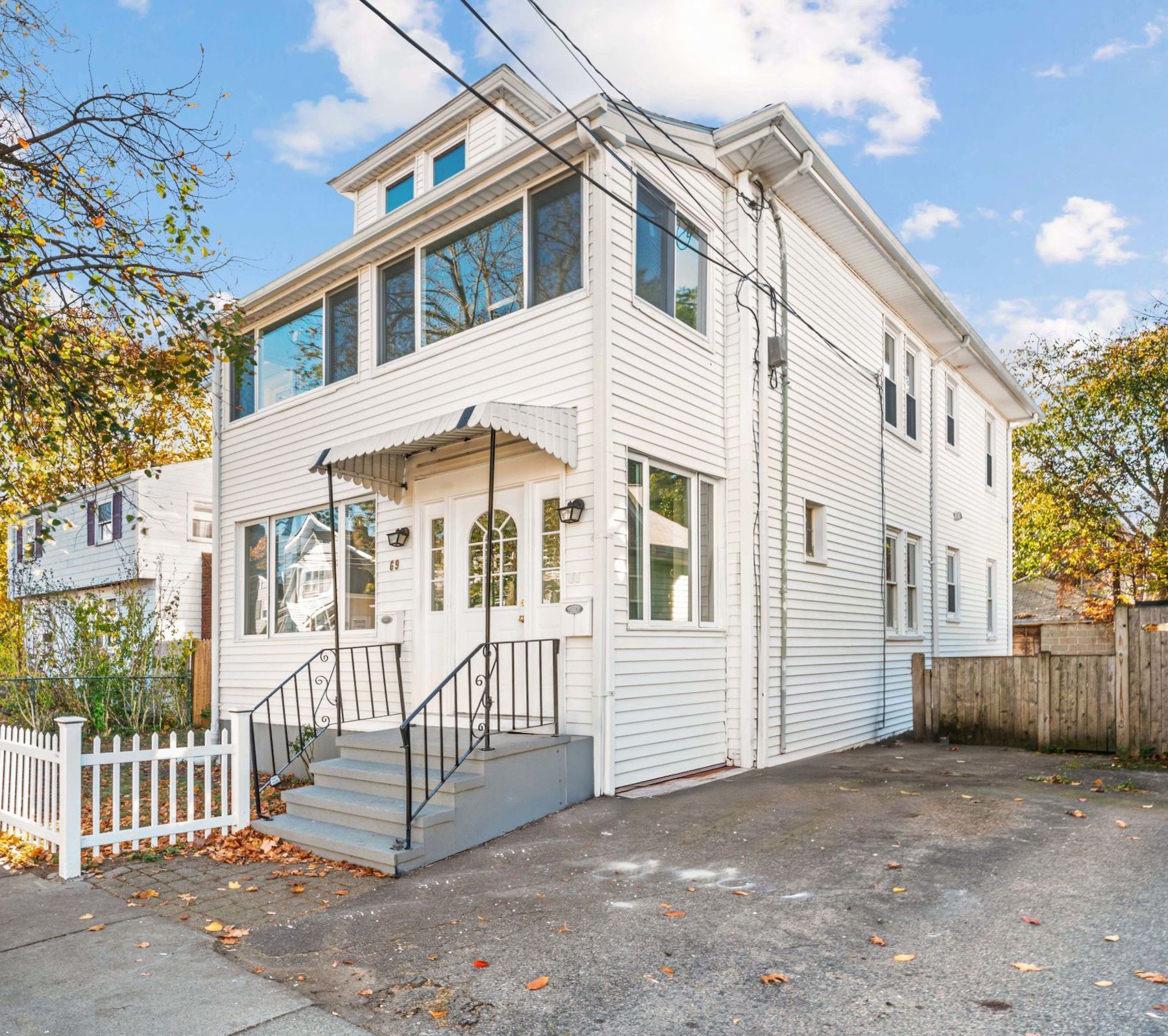 69 Myrtlebank Ave,Boston, MA, 02124