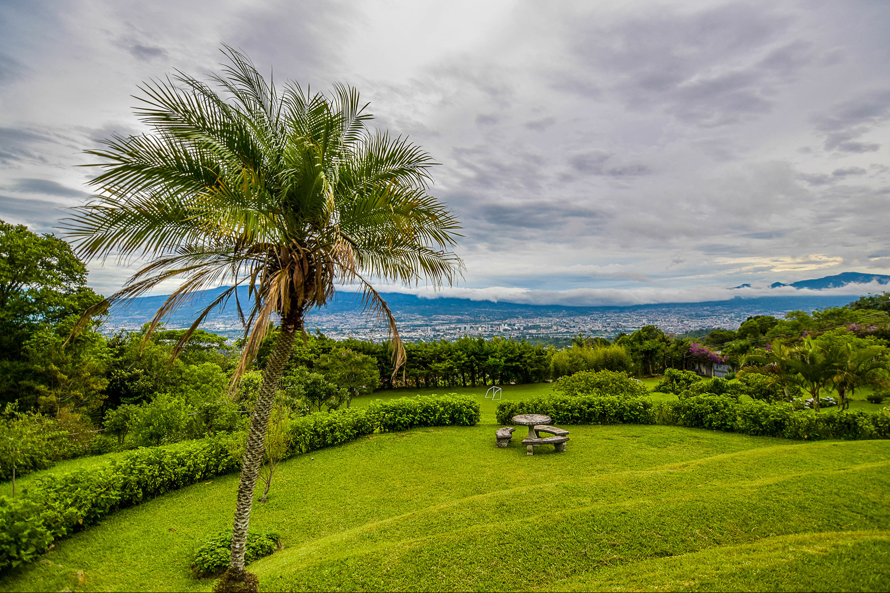 Escazú Mountain Retreat