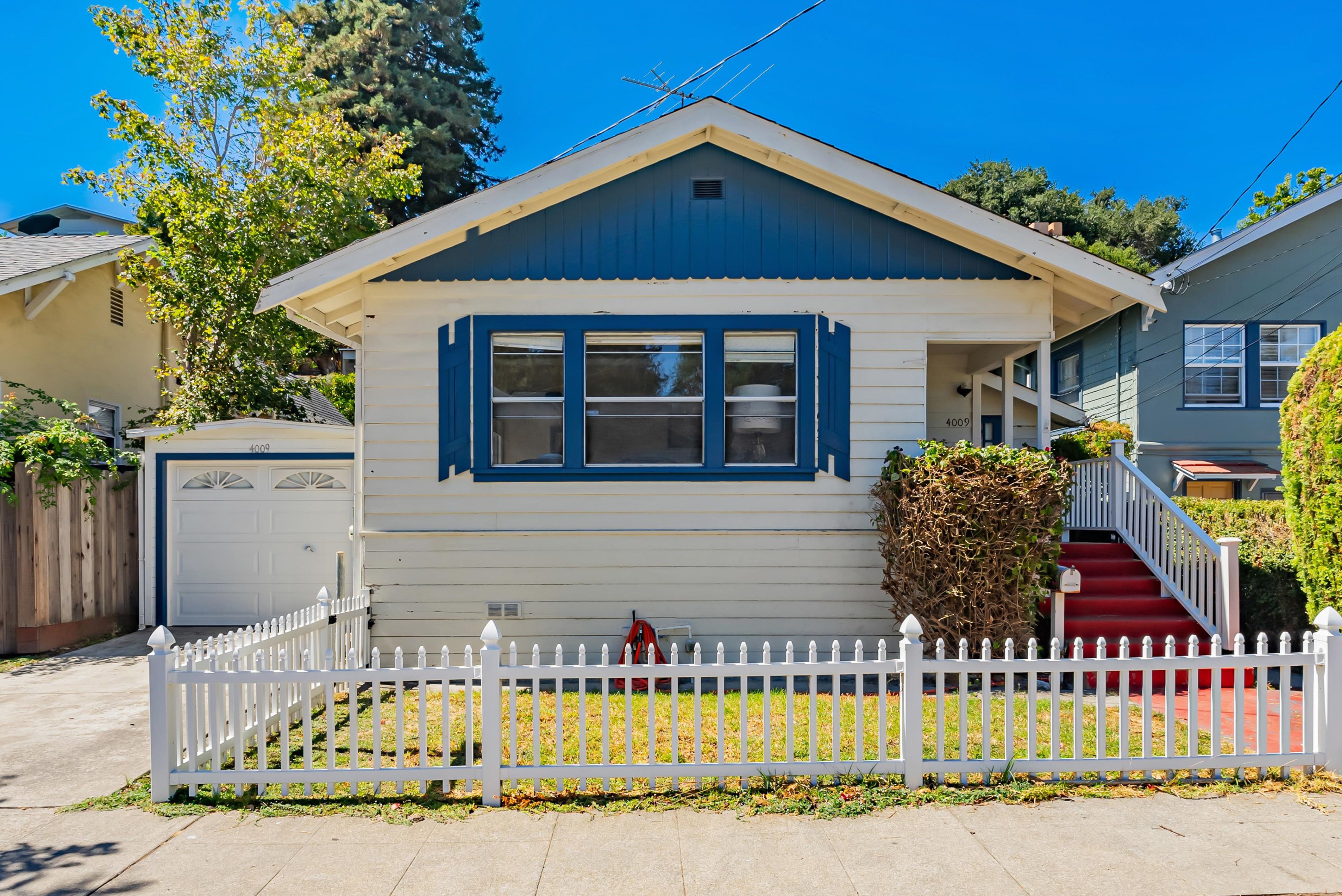 Charming Glenview Cottage