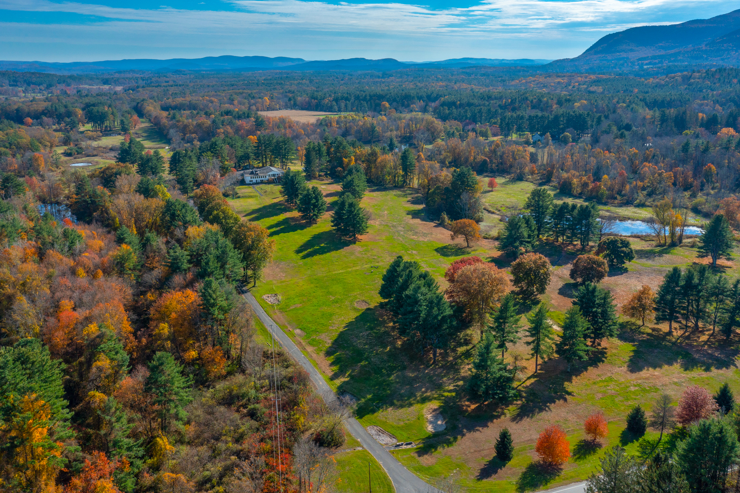 225 Acre Golf Course/Horse Ranch in the heart of the Berkshires