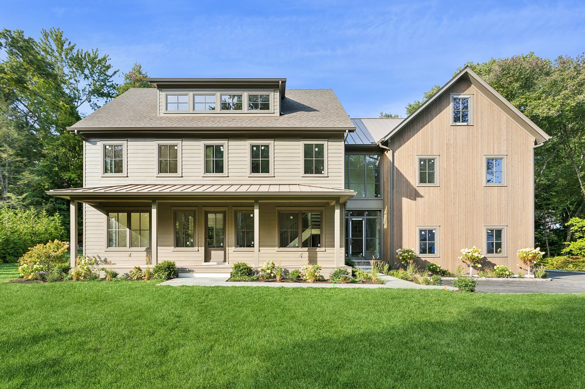 Sophisticated Newly Built Colonial in Red Coat Neighborhood