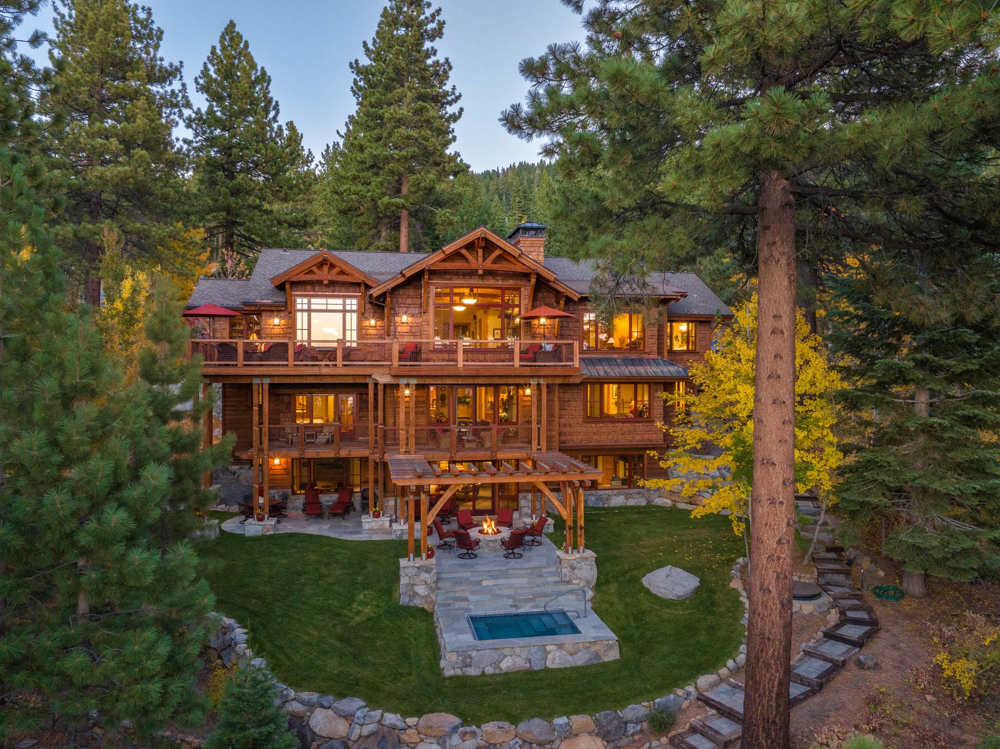 Stunning Mountain-Style Estate with Breathtaking Lake Views