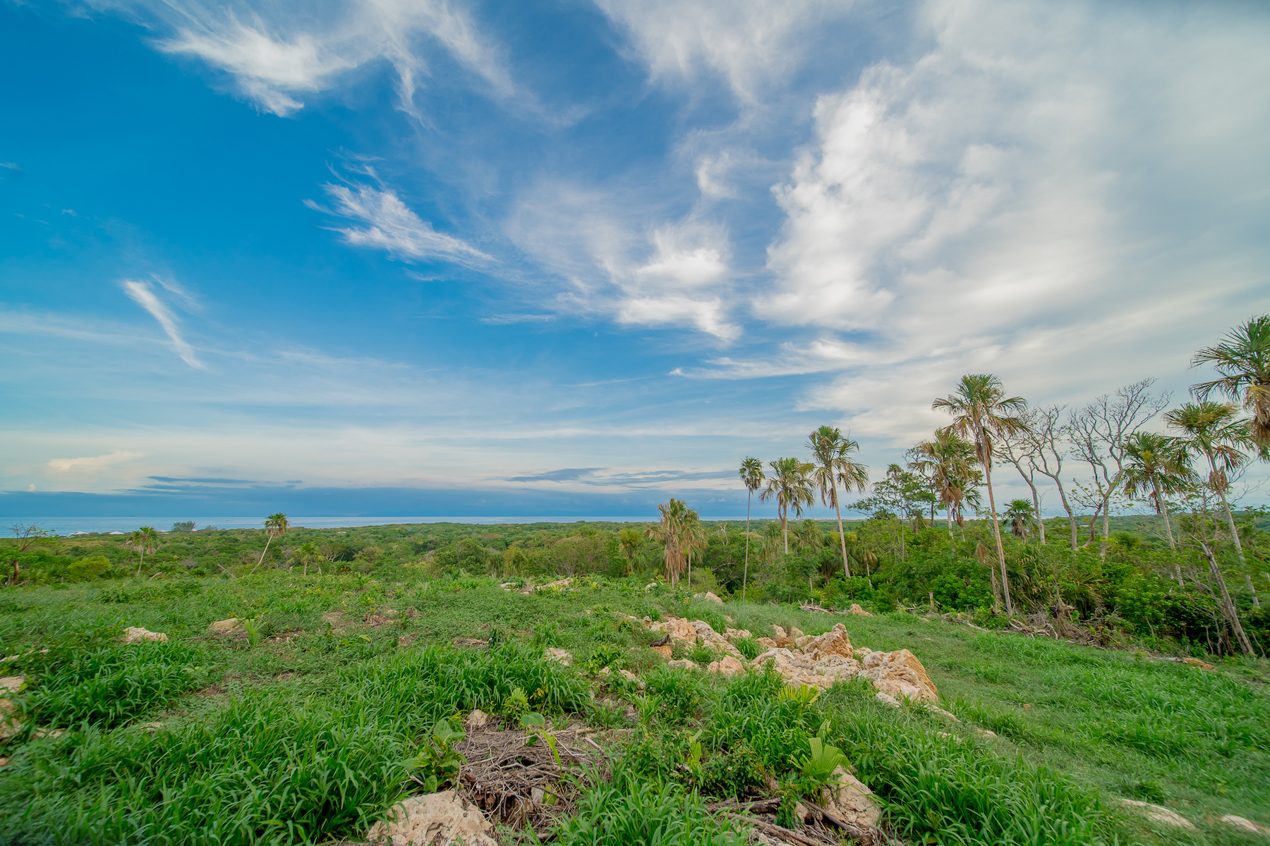 Views Lot of 1.33 Acres Pumpkin Hill, Utila