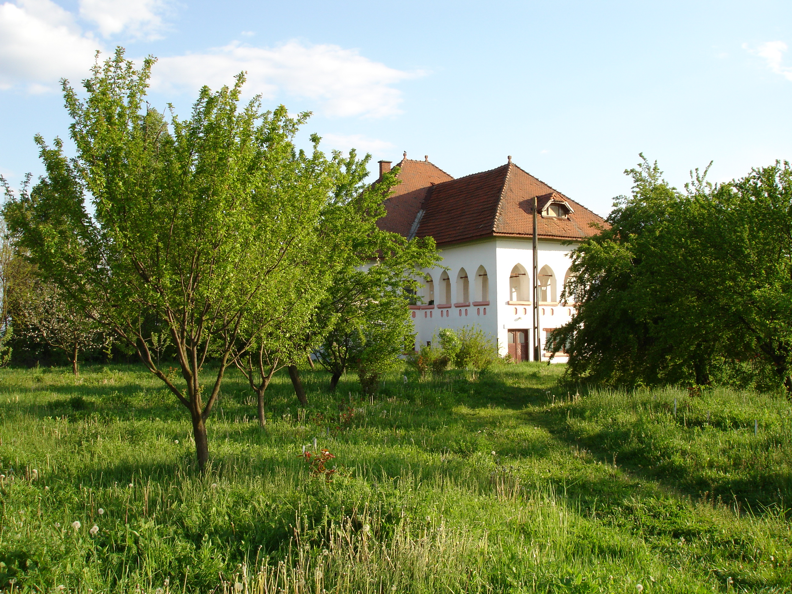 Cula Voiculescu, rare fortified house from the 18th century