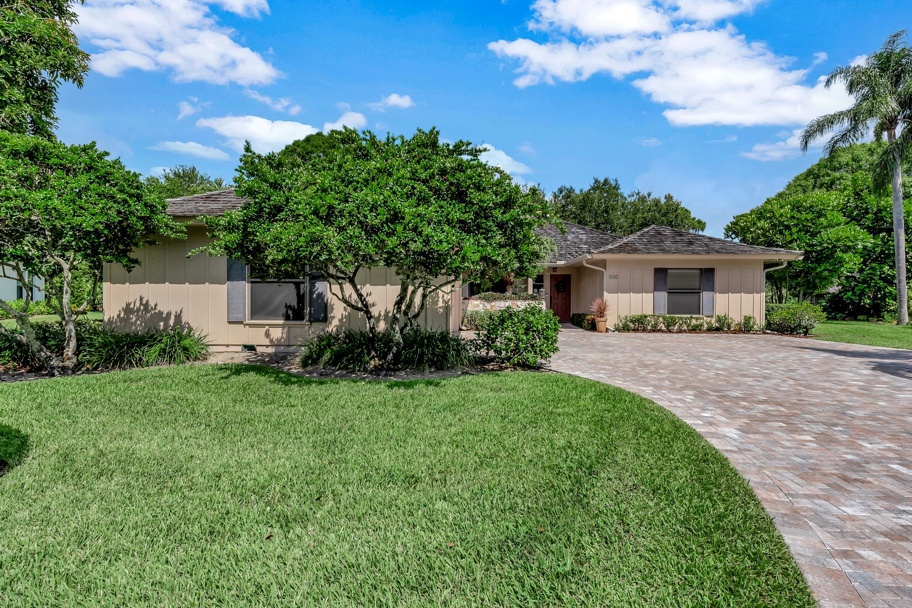 131 Prestwick Circle, Vero Beach, FL